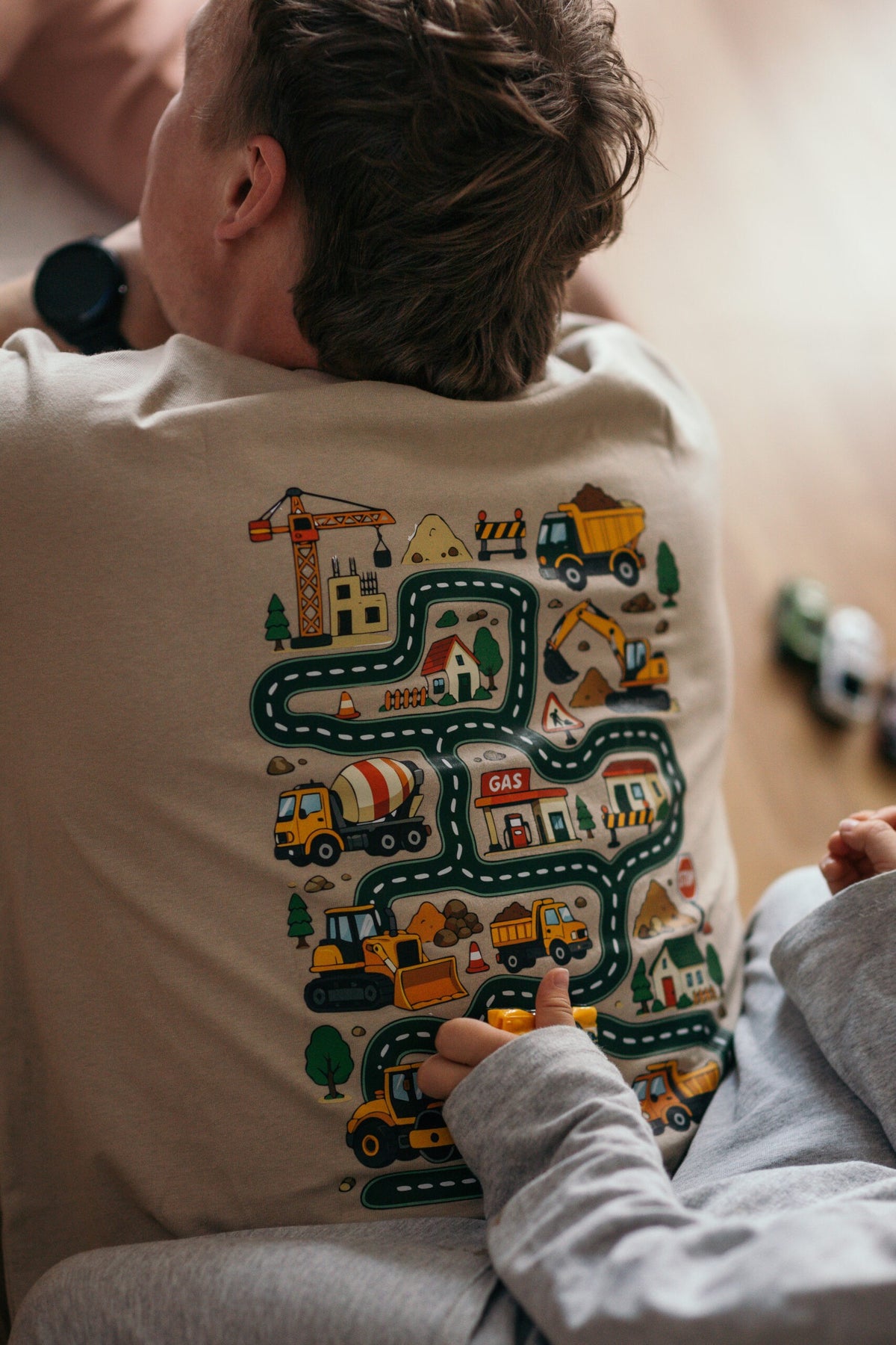 Black Giraffe Brand Dad of the Year Race Track Oversized T-Shirt, photo 2